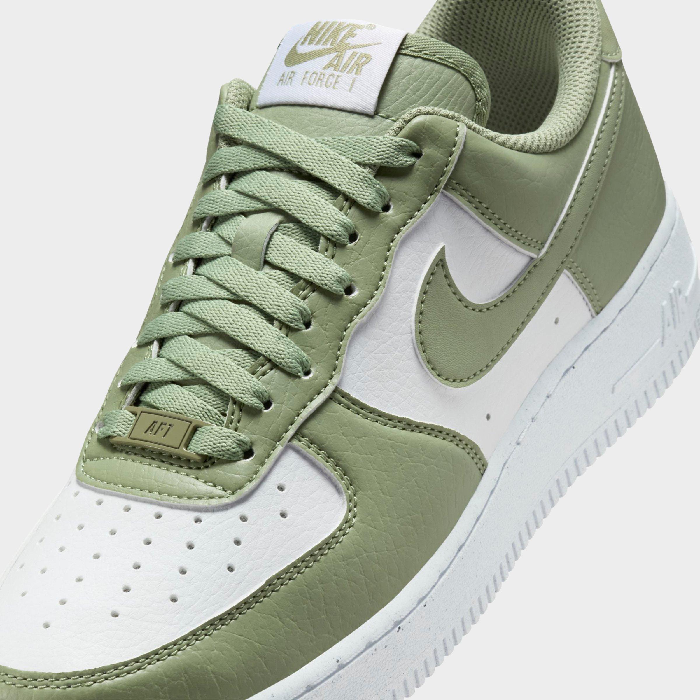 靴 NikeWomen'sAirForce1Low\"Green and Muslin Nike Air Force 1 '07 LX Sneaker Gorge Green/Gorge Green/Sail