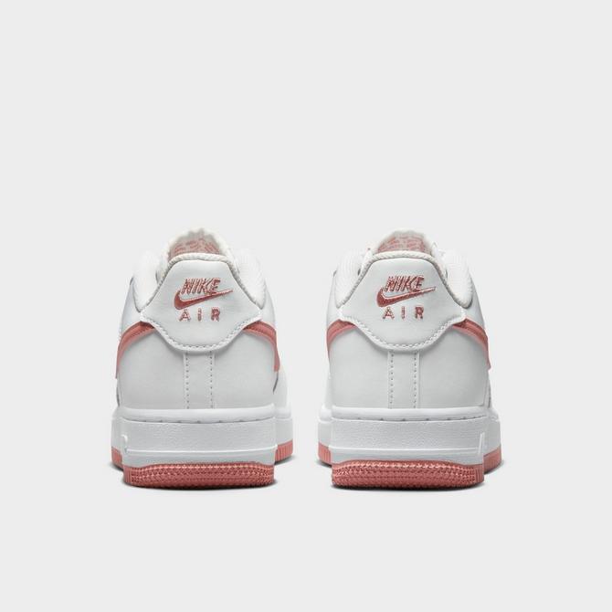 Nike Air Force 1 '07 trainers in white and red