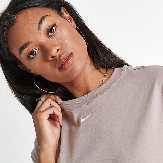 Evalueerbaar baas volgens Women's Nike Sportswear Essential Short-Sleeve T-Shirt Dress| Finish Line