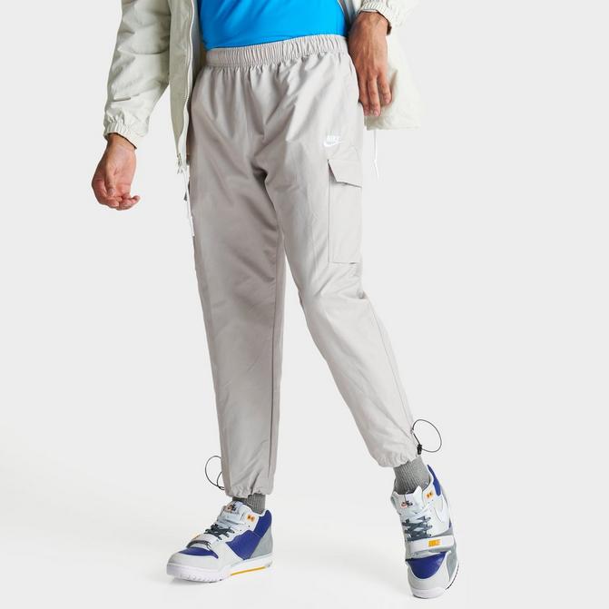 Nike Trend Woven baggy Parachute Pants in Blue