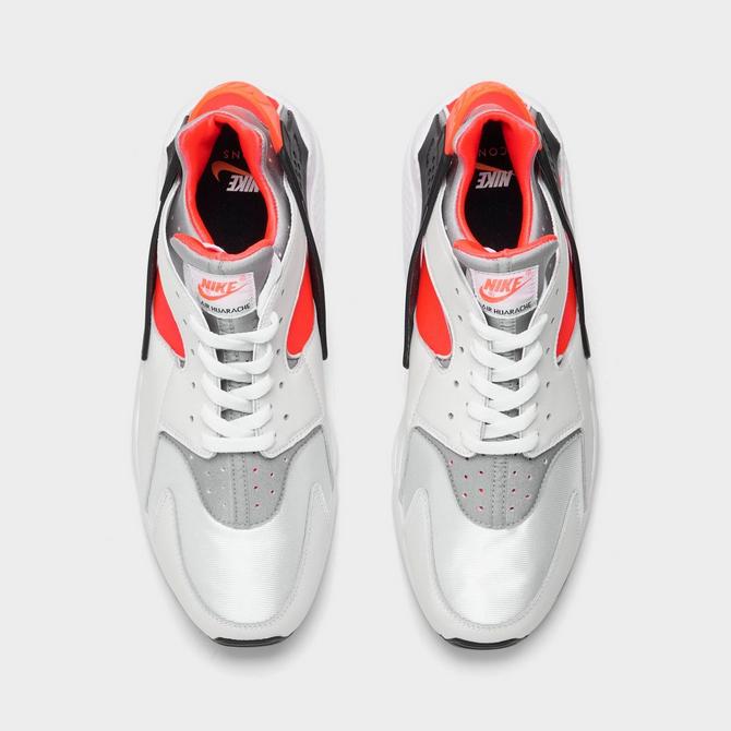 White and hotsell silver nike huarache