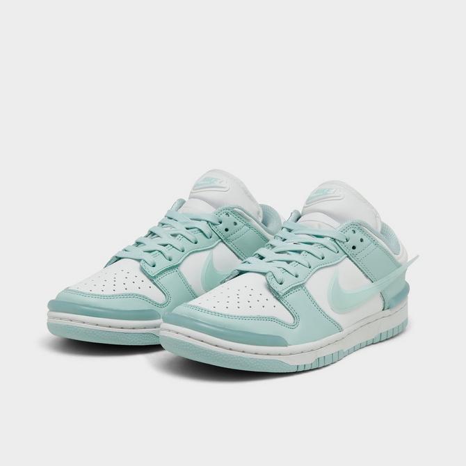 Women nike clearance dunks