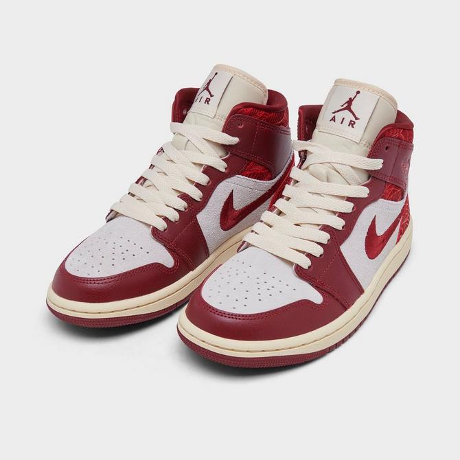 Air Jordan 1 Mid SE Women's Shoes