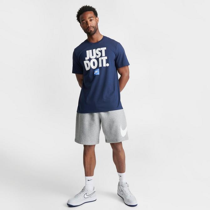 Nike Men's Sportswear Classic Just Do It Graphic T-Shirt in Blue/Midnight Navy Size XS | Cotton/Polyester