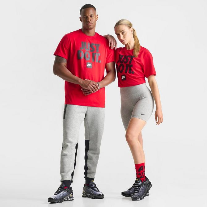 Red nike hot sale graphic tees