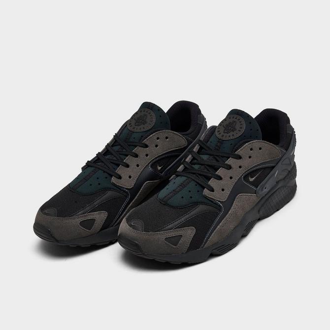 Nike Air Huarache Runner trainers in black