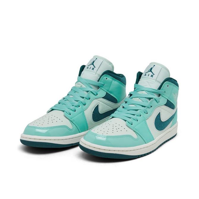 Women's Air Jordan Retro 1 Mid SE Casual Shoes