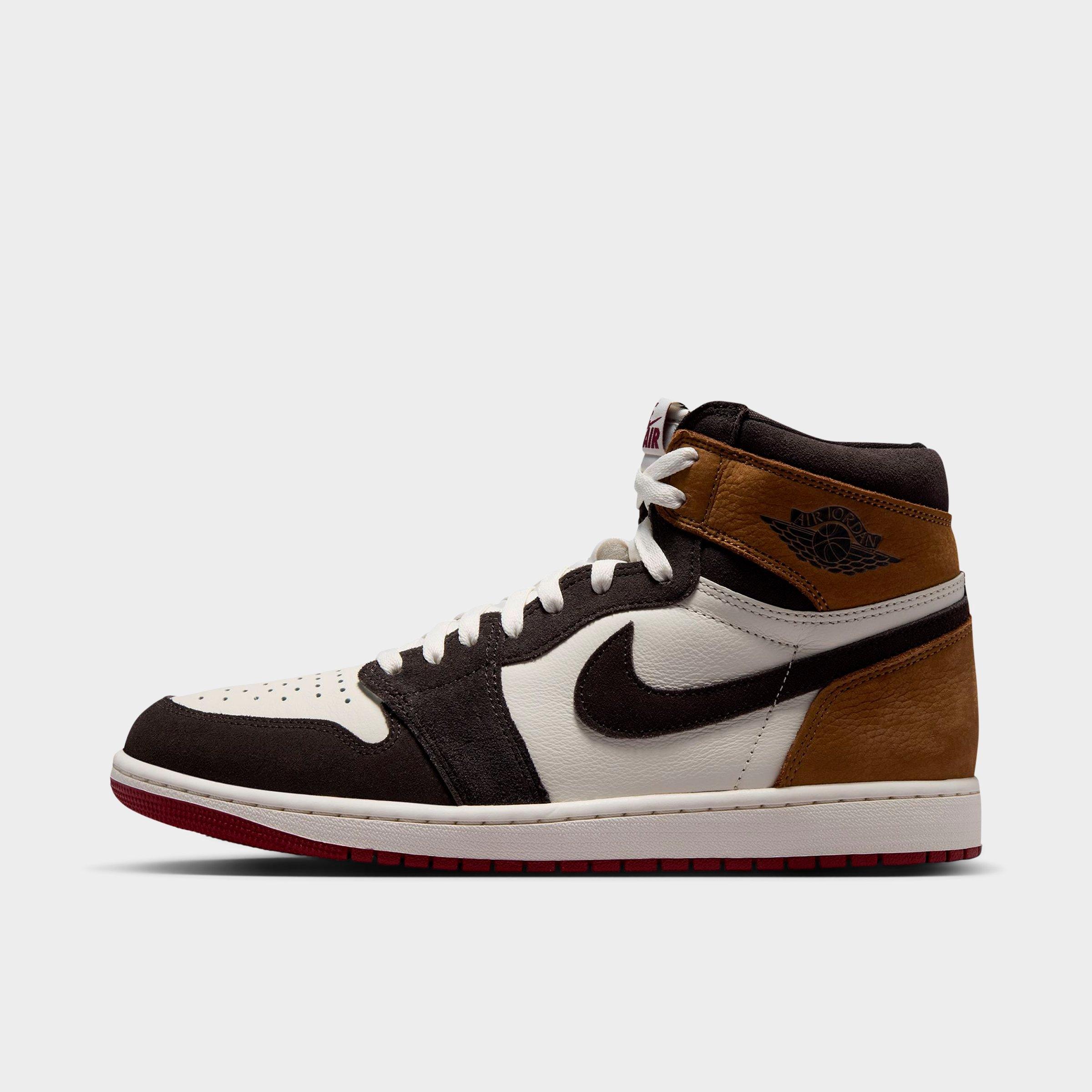 Men's Air Jordan Retro 1 High OG Casual Shoes | Finish Line
