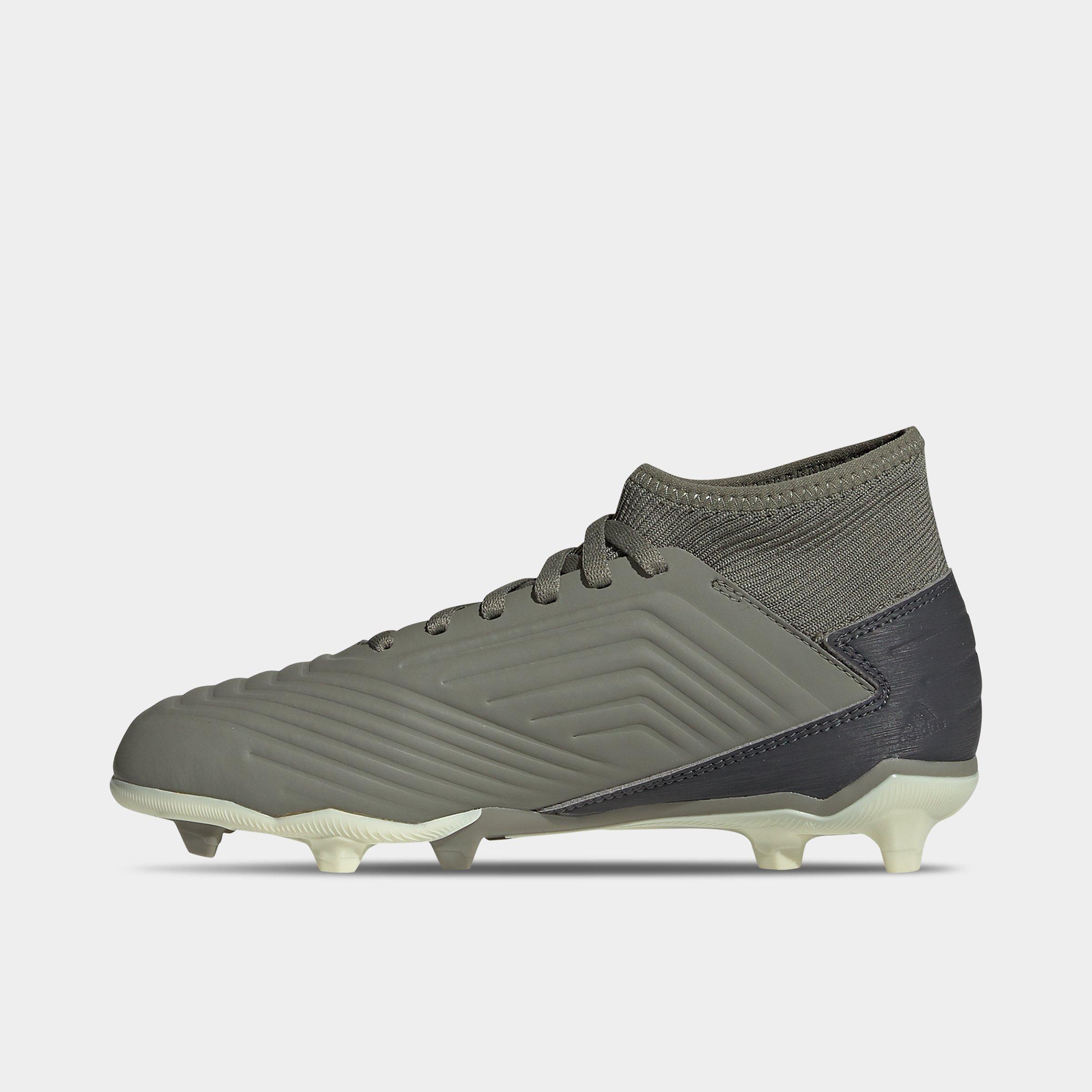 predator indoor cleats