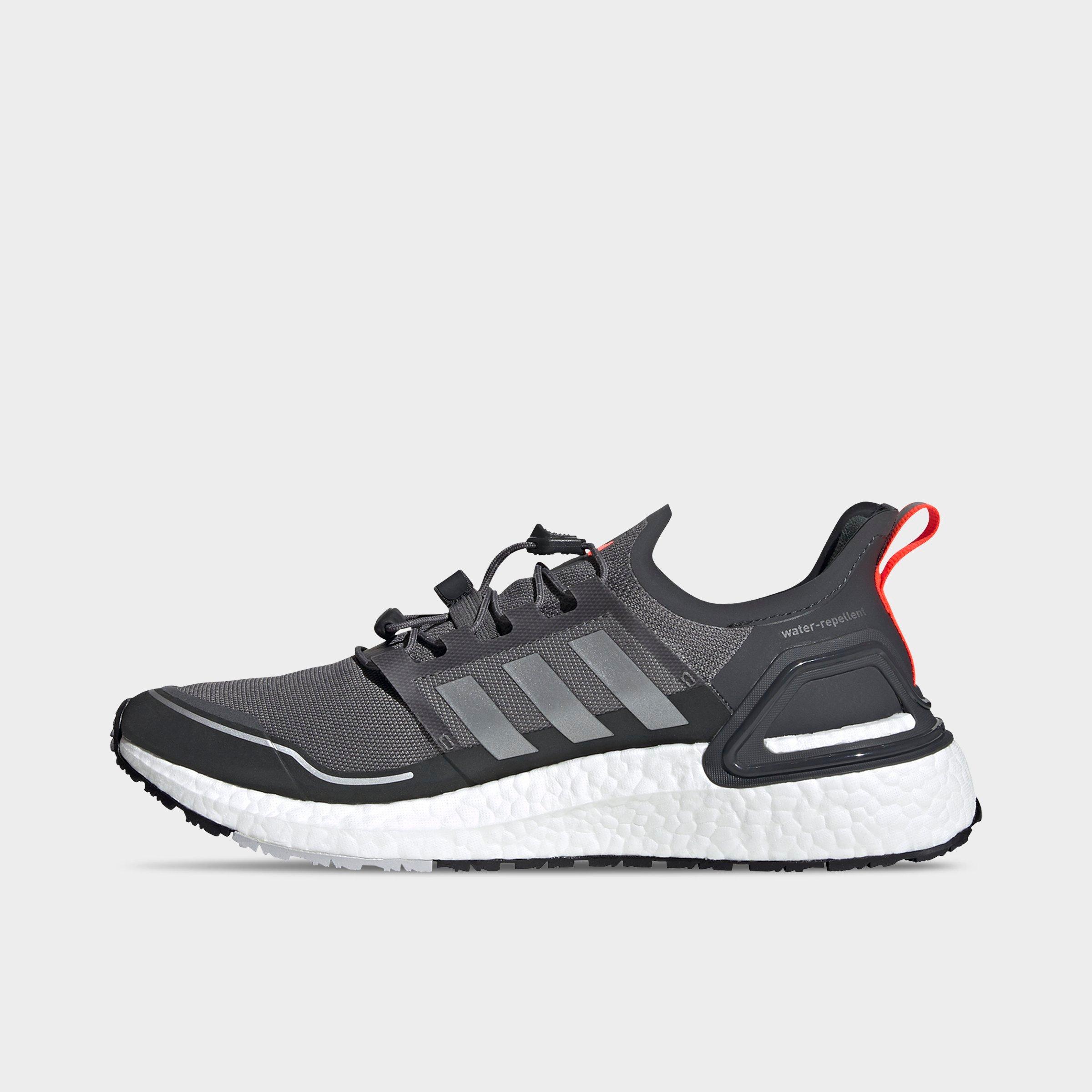 white ultra boost 4.0 on feet