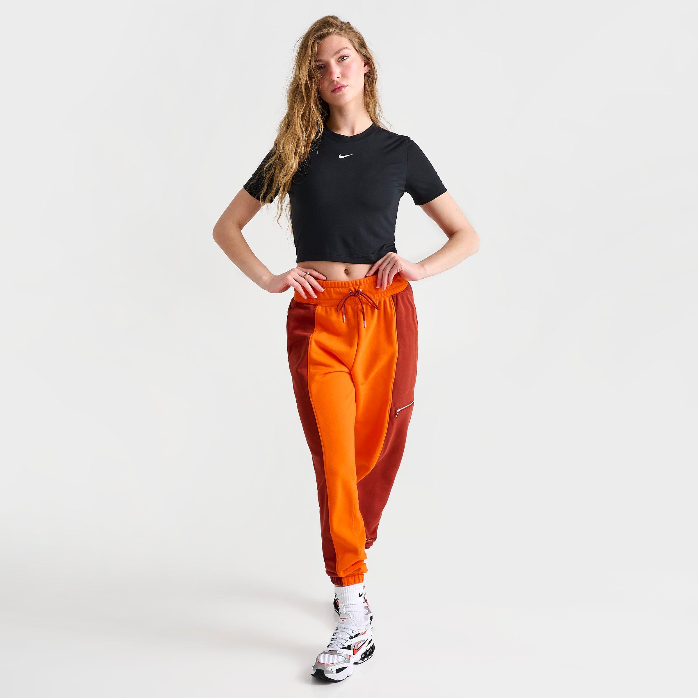 Women's Nike Sportswear Essential Slim-Fit Crop T-Shirt