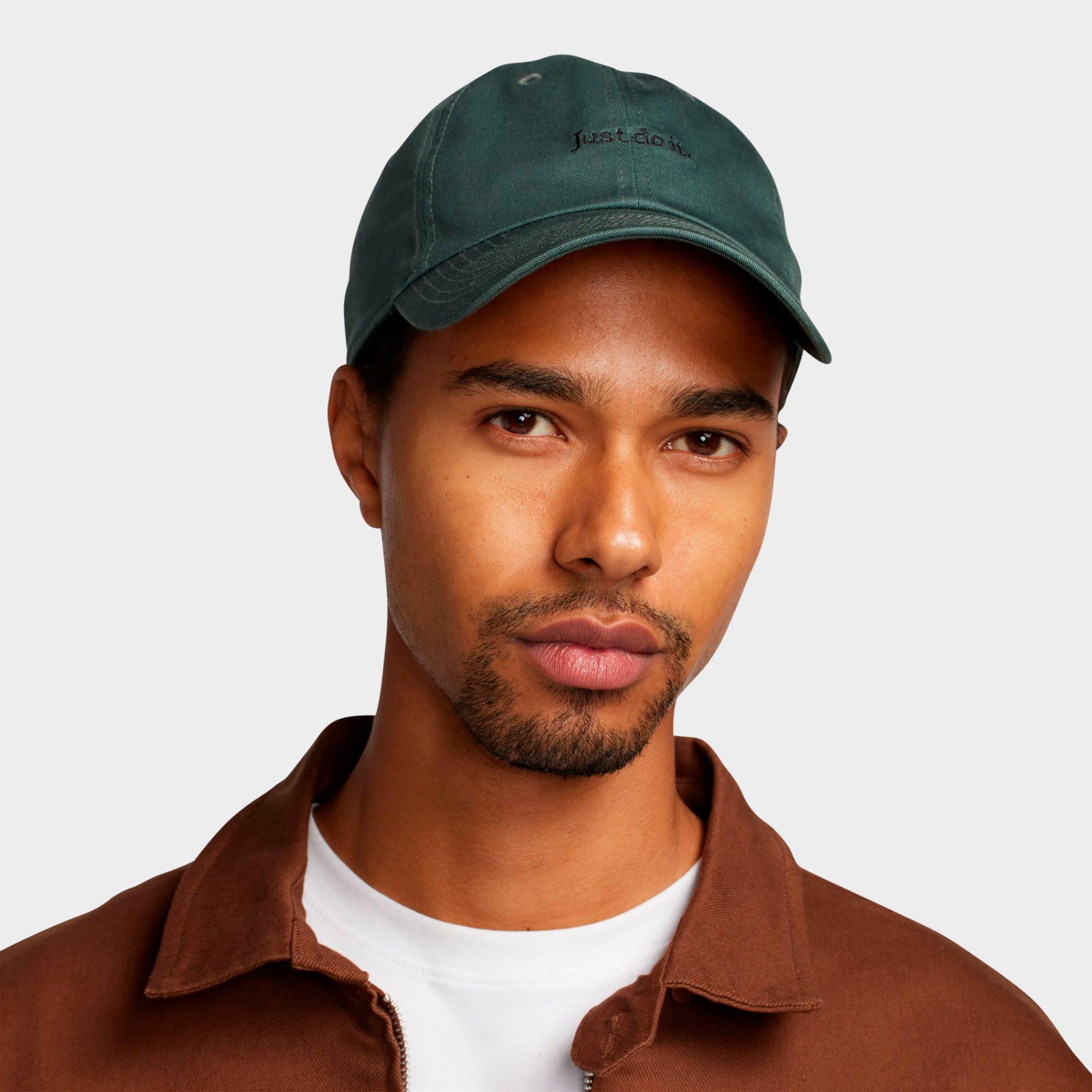 Nike Club Unstructured Futura Wash Strapback Hat