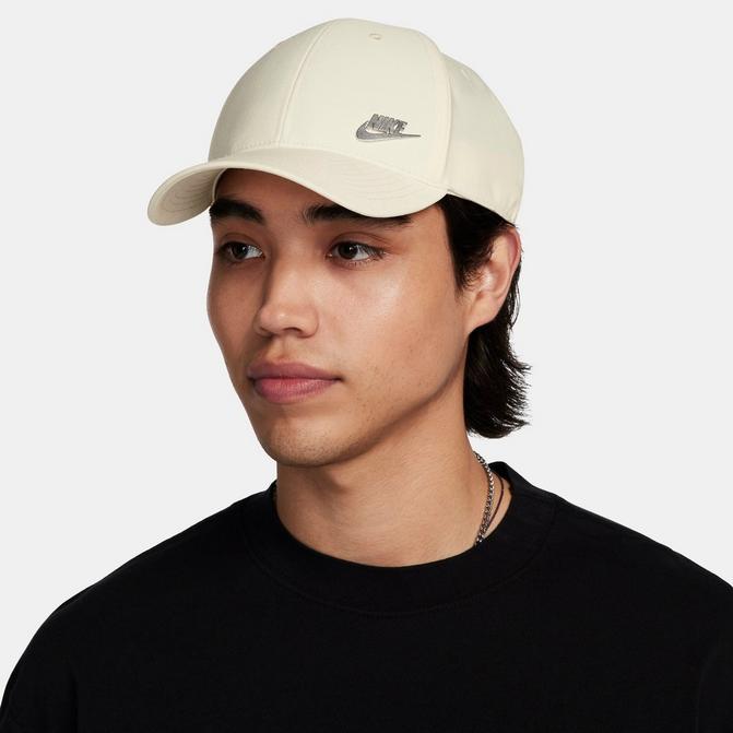 Nike metal futura cap deals