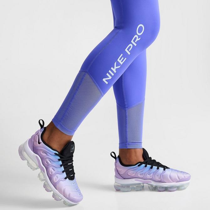 Nike Sportswear Essential Women's Mid-Rise Swoosh Leggings. Nike BG