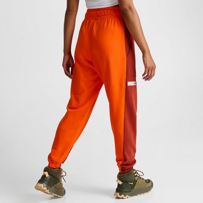 Orange nike jogging online pants