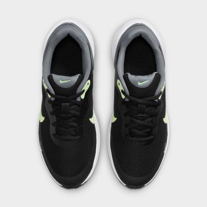 Nike revolution trainer hotsell