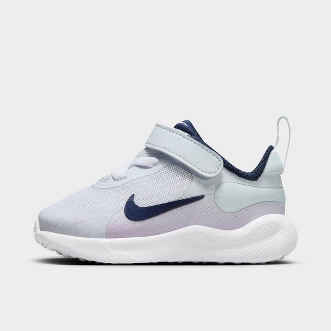 Fashion nike revolution sneaker toddler