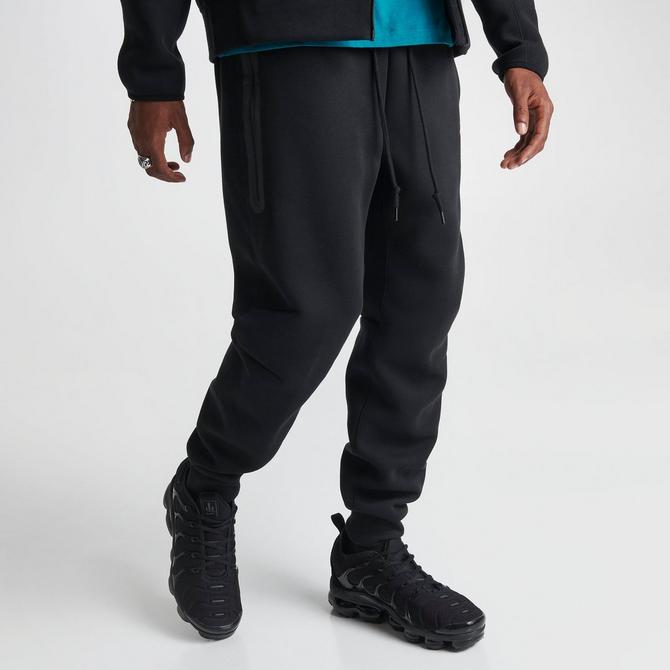 Nike Men's Tech Essentials Joggers, Medium, Black