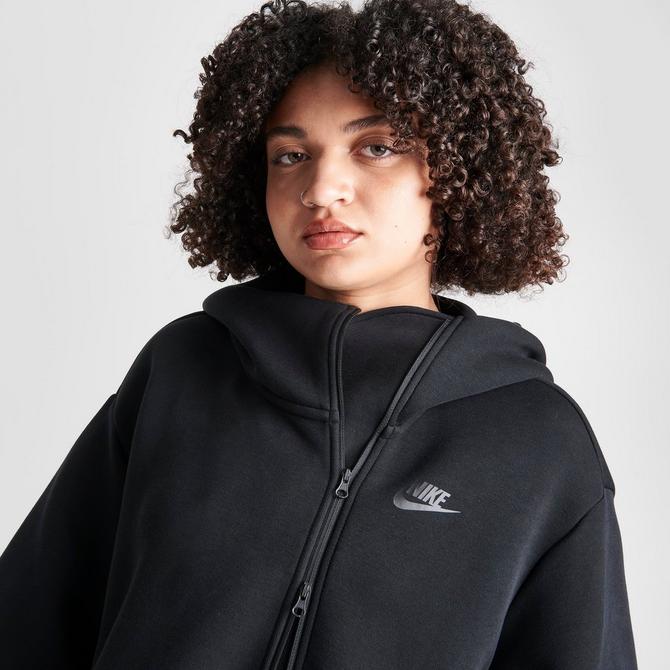 Nike cape online hoodie