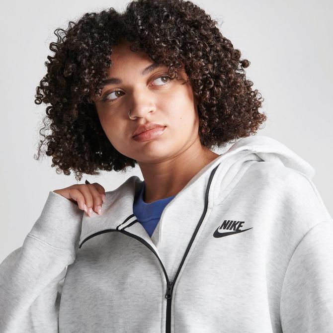 Nike Sportswear Tech Fleece Women's Full-Zip Cape (Plus Size)