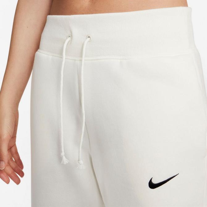 Cropped hot sale nike joggers