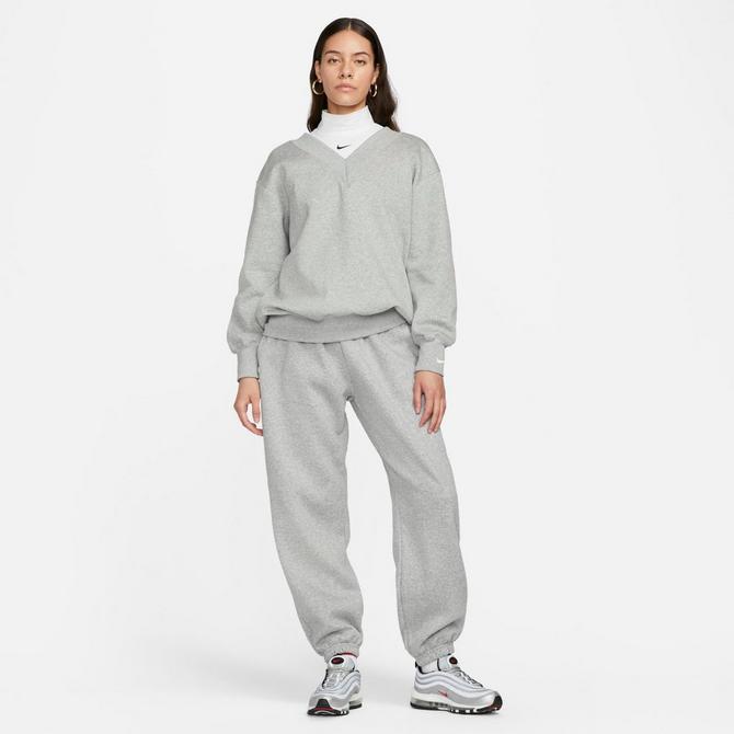 Women's Nike Sportswear Phoenix Fleece Oversized V-Neck Sweatshirt ...