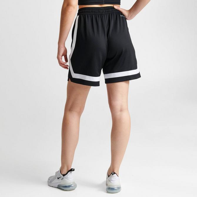 Nike basketball outlet shorts women