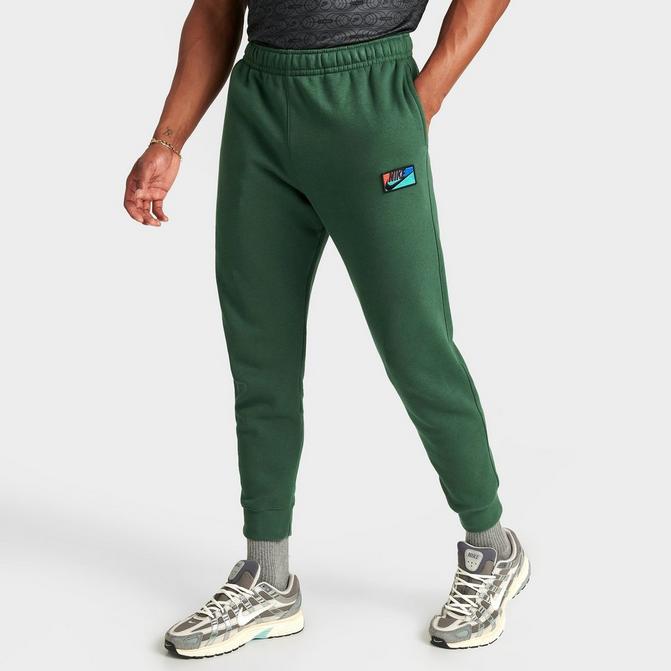 Men's Nike Club Fleece Logo Patch Jogger Pants| Finish Line