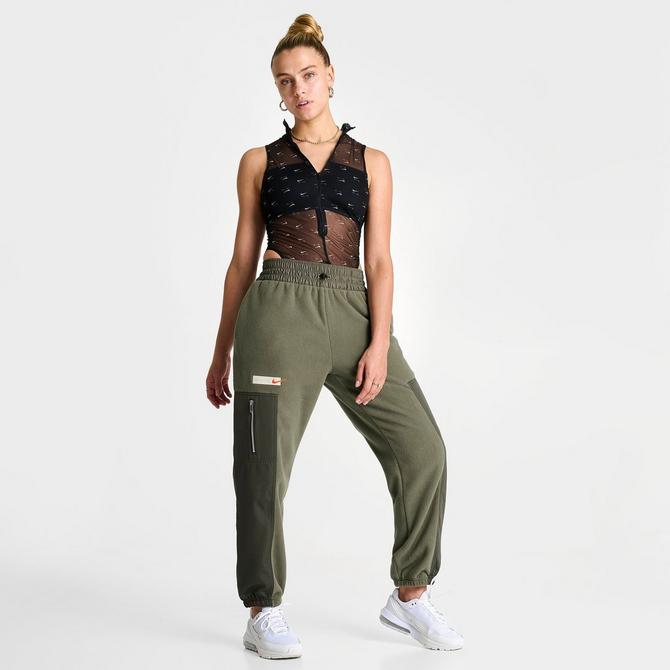 Buy Nike Women Black Slim Fit Solid BLISS VCTRY DRI FIT Cropped Joggers - Track  Pants for Women 9084211