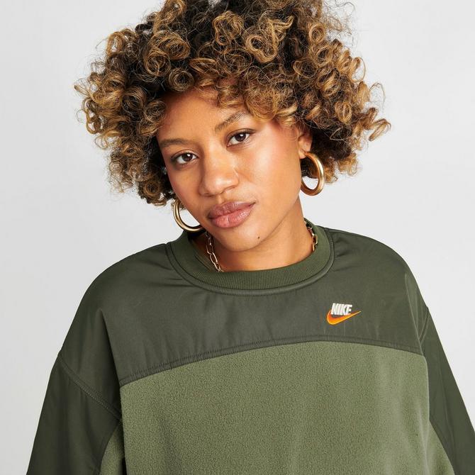 Nike utility outlet crew sweatshirt