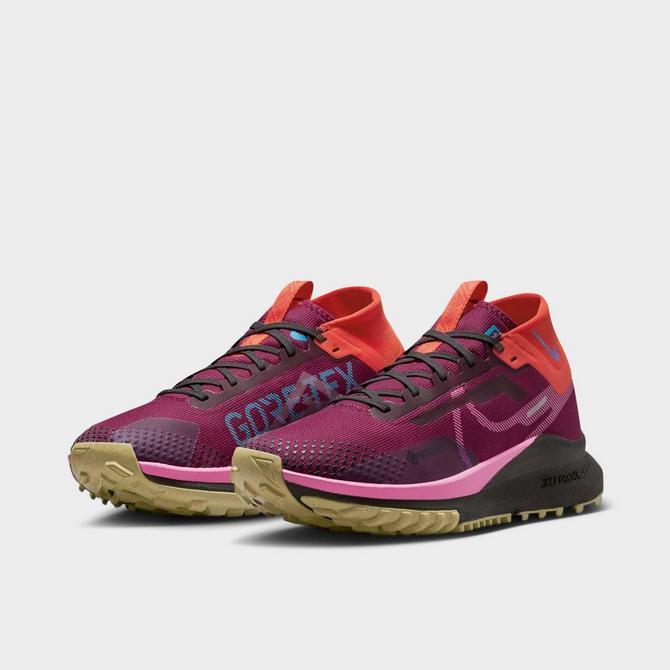 Waterproof sneakers womens on sale nike