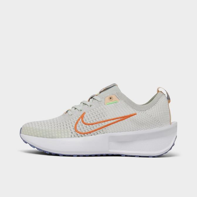 Finish line best sale nike sneakers