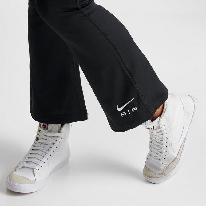 W Nike High-Waisted Flare Leggings - Black – TheBetterGeneration