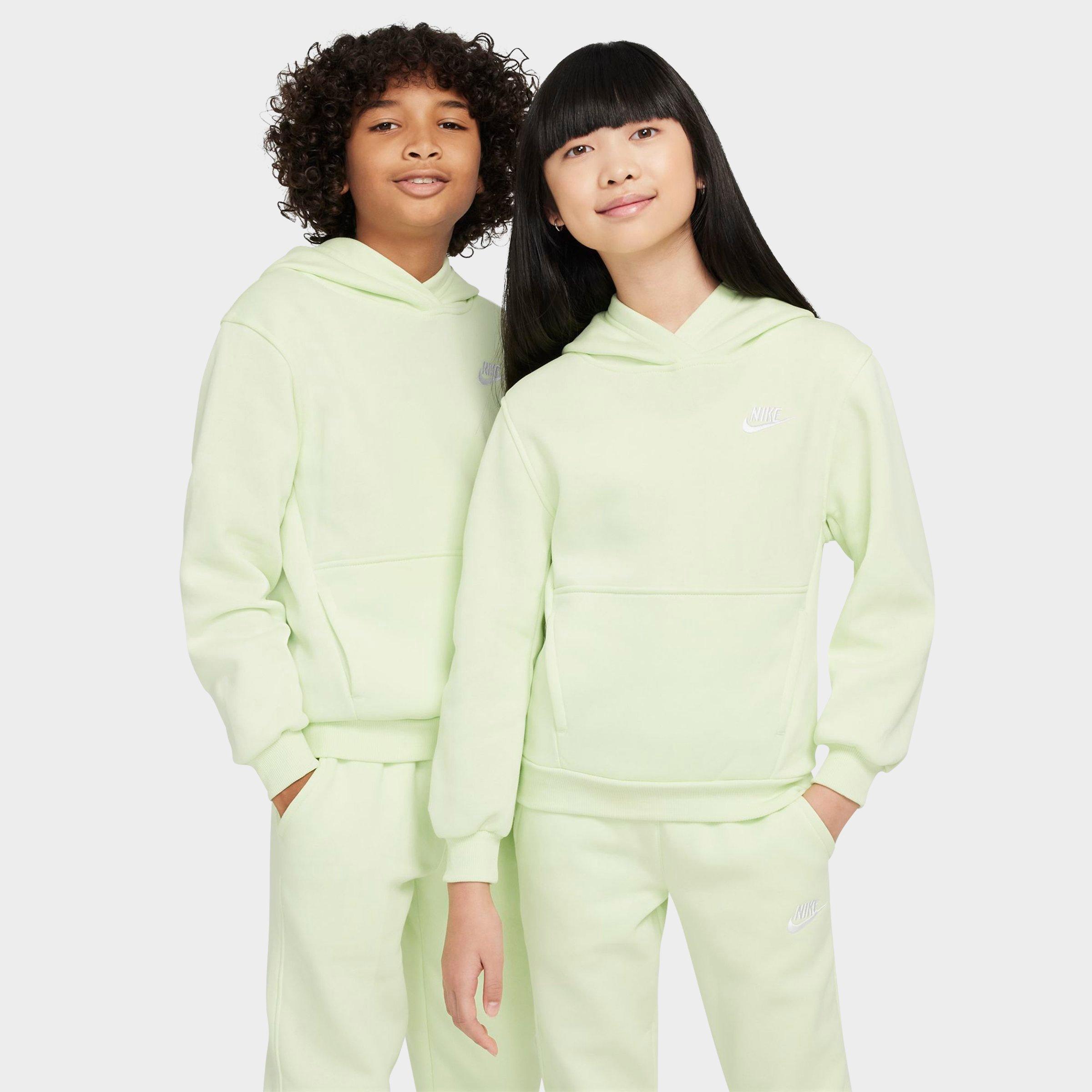 Chigs.y Big Kids' Nike Sportswear Club Fleece Pullover Hoodie