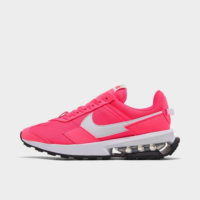 Nike women's cheap sneakers finish line