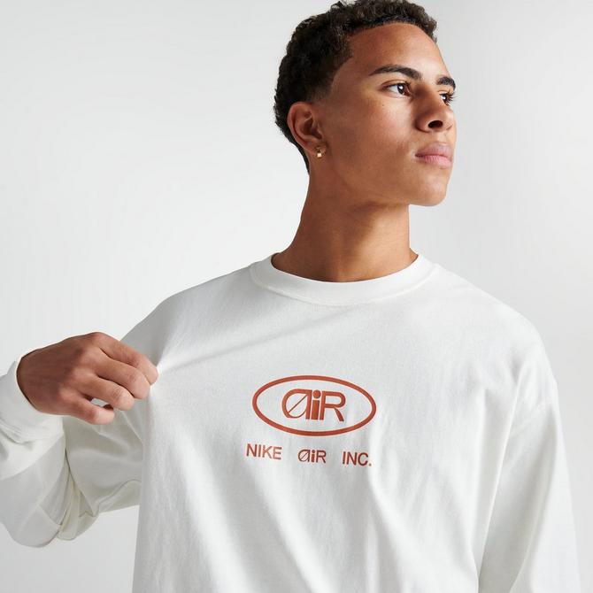 Nike Sportswear Men's Long-Sleeve T-Shirt.