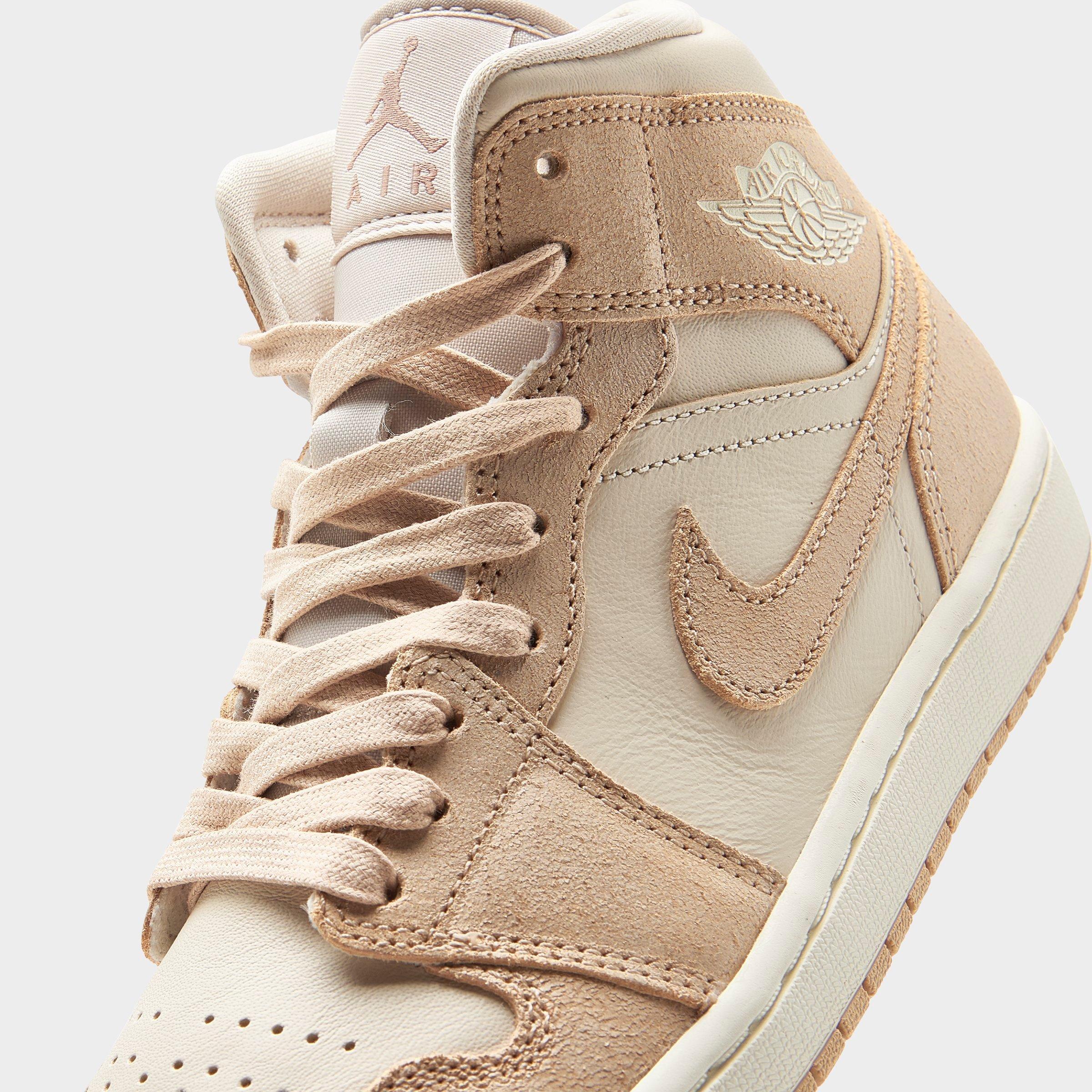 Women's Air Jordan Retro 1 Mid SE Casual Shoes| Finish Line