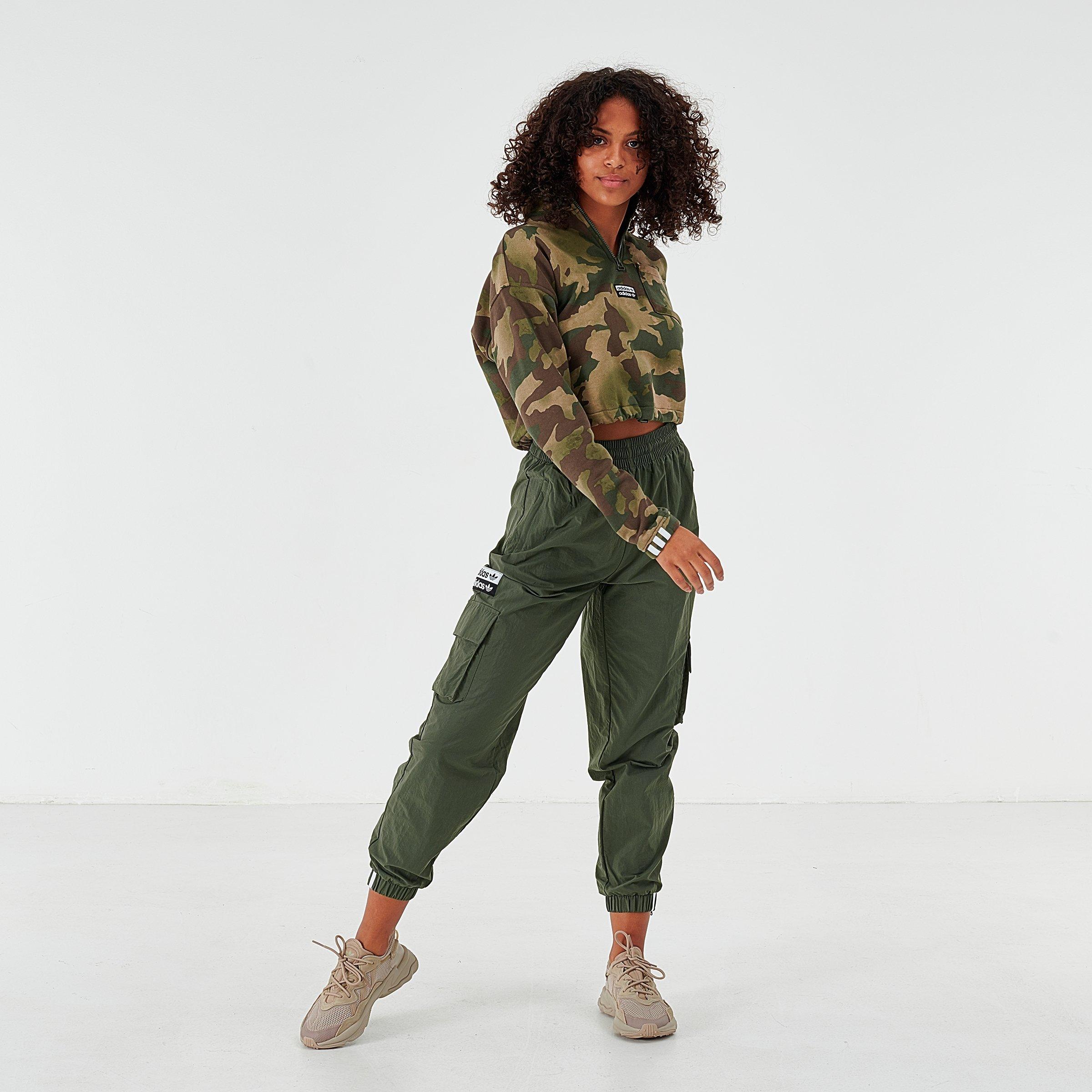 women's three quarter cargo pants