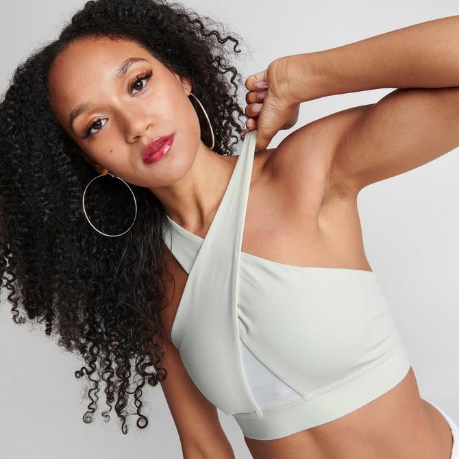 Women's Nike Dri-FIT indy plunge cutout bra