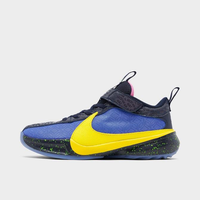 Nike pull best sale lace shoes