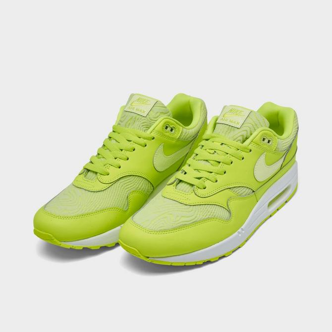 Volt green 2025 nike shoes