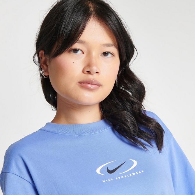 Nike swoosh t shirt 2024 women's