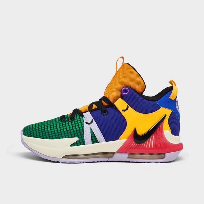 Lebron store sneakers youth