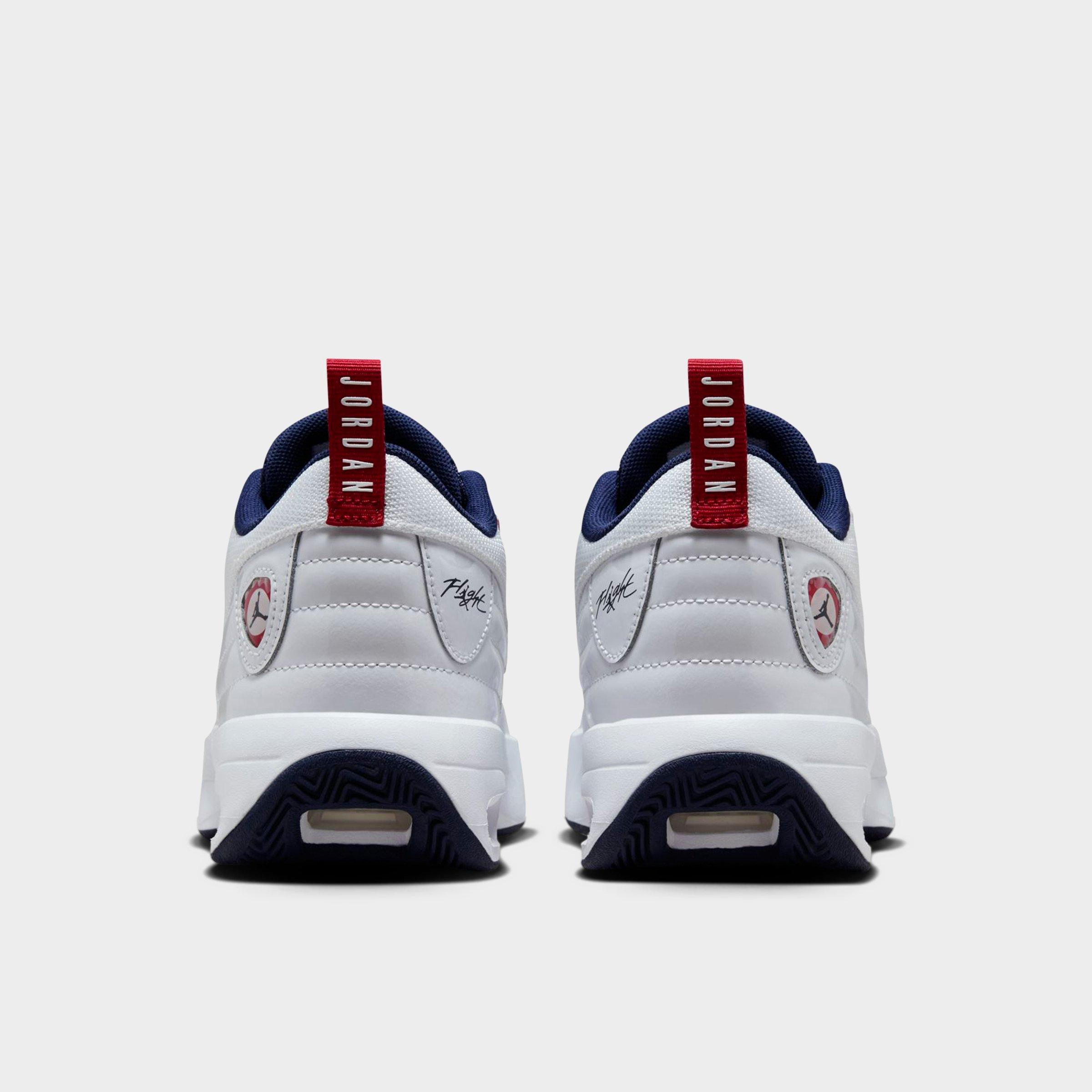 NIKE Big Kids Jordan Max Aura 6 Basketball Shoes Dulles Town Center