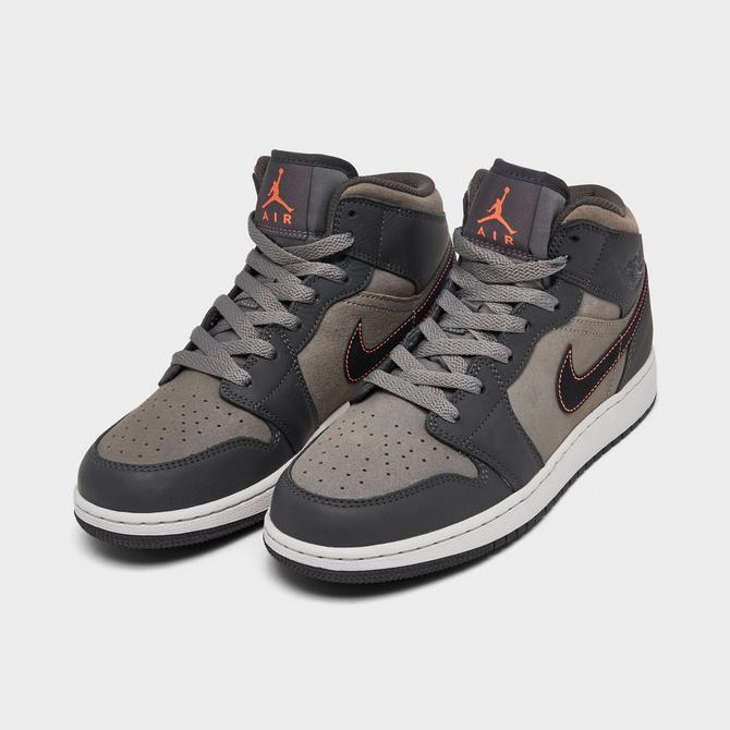 Big Kids' Air Jordan Retro 1 Mid Casual Shoes