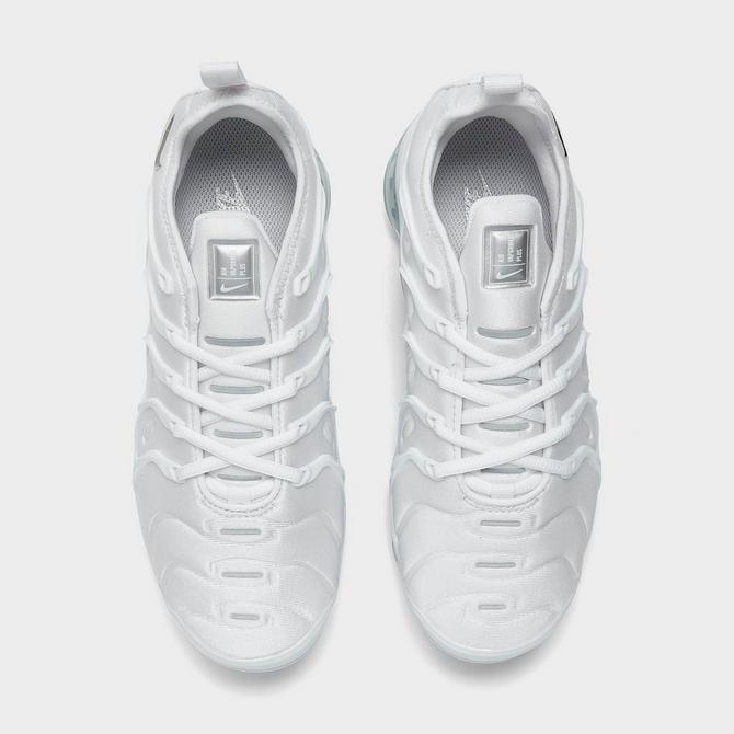 Air vapormax plus white womens best sale