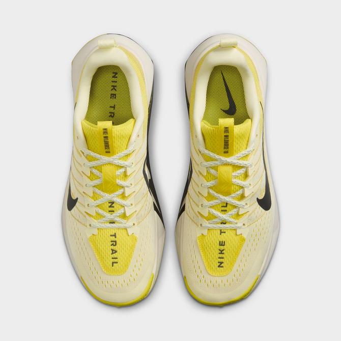 Back view of Men's Nike Wildhorse 10 Trail Running Shoes in Alabaster/Lightning/Saturn Gold/Medium Ash Click to zoom