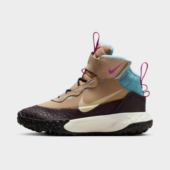 Nike pull on boots best sale