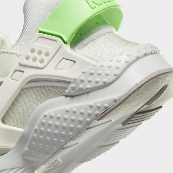 Nike huarache hotsell white boys