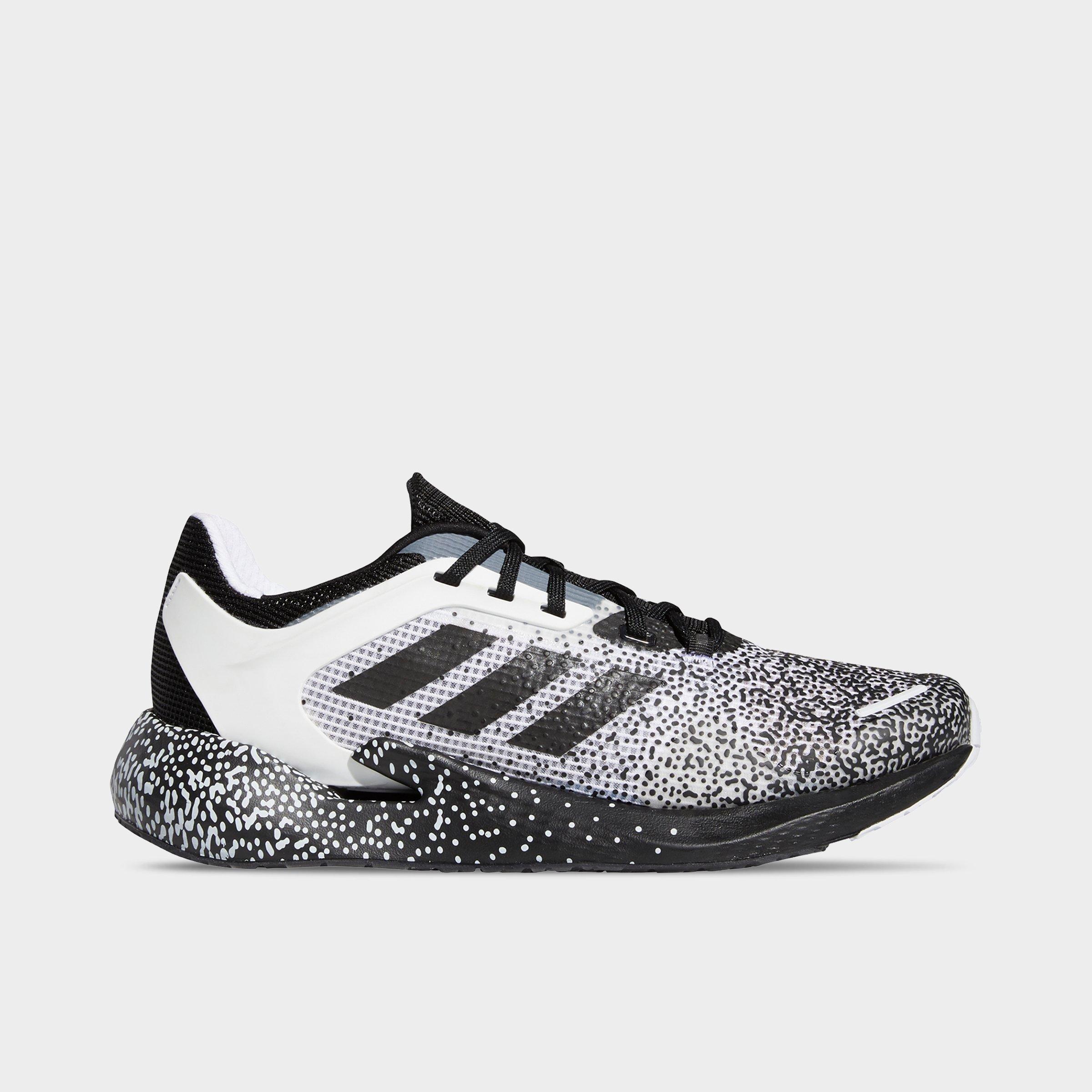 mens black and white running shoes